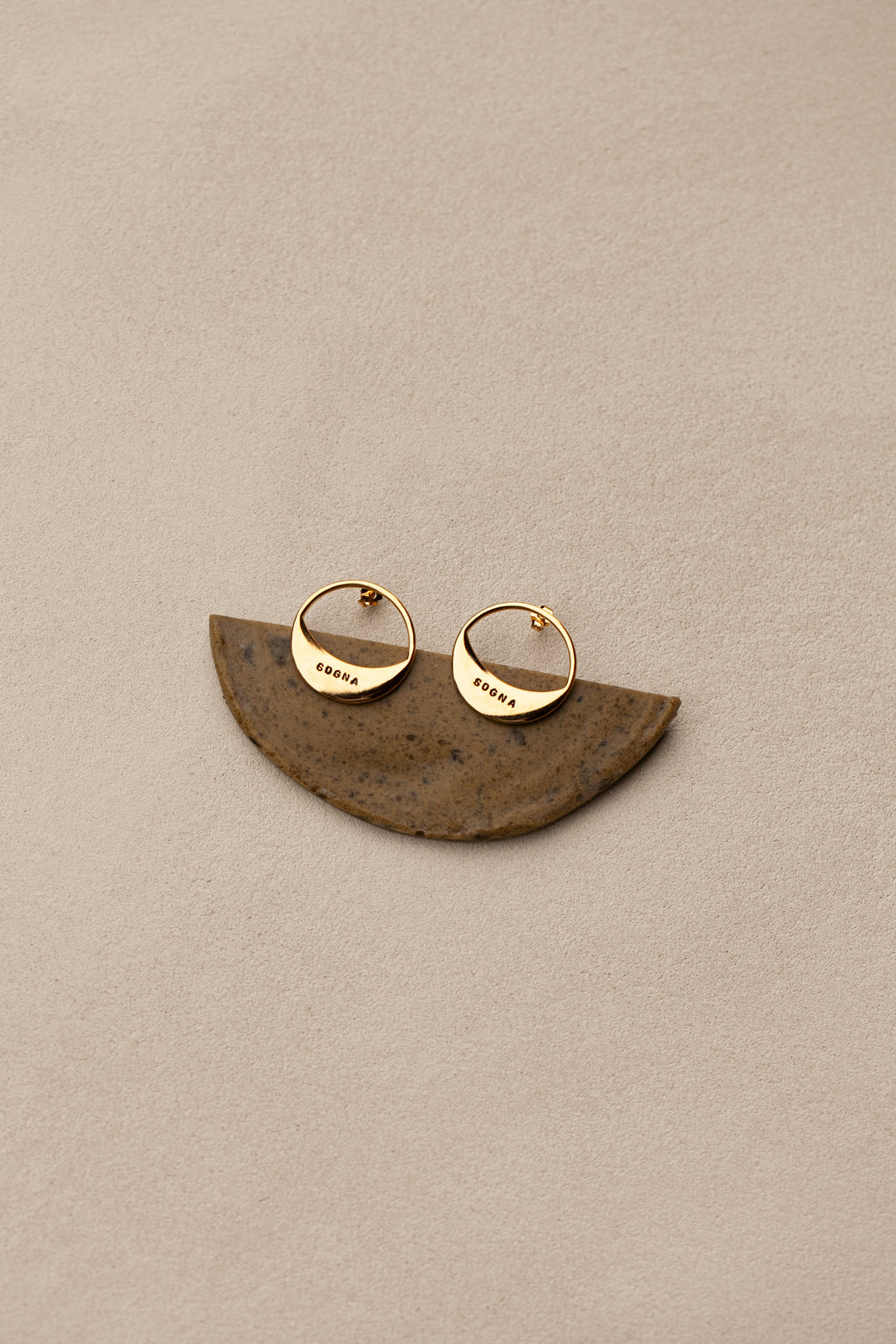 "Orecchini Half Moon"