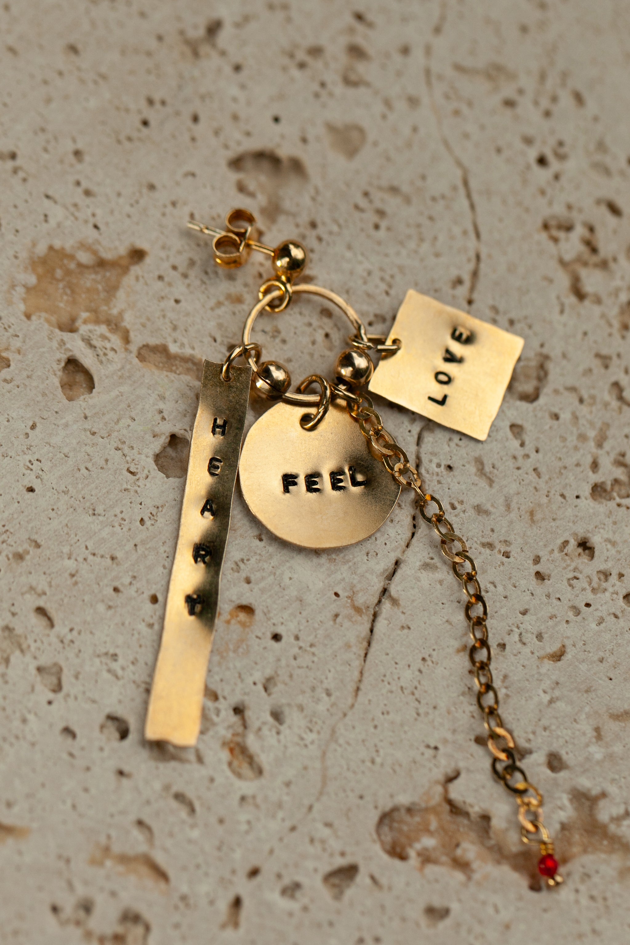 "Monorecchino Lumiere"