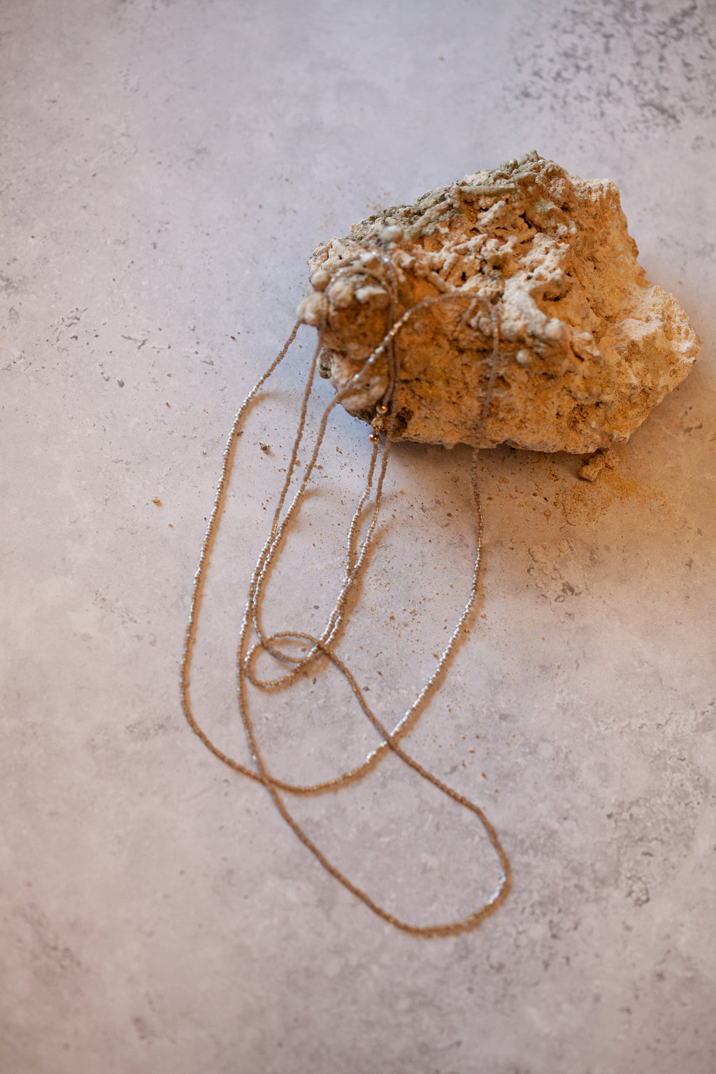 "ESSENTIAL NECKLACE"